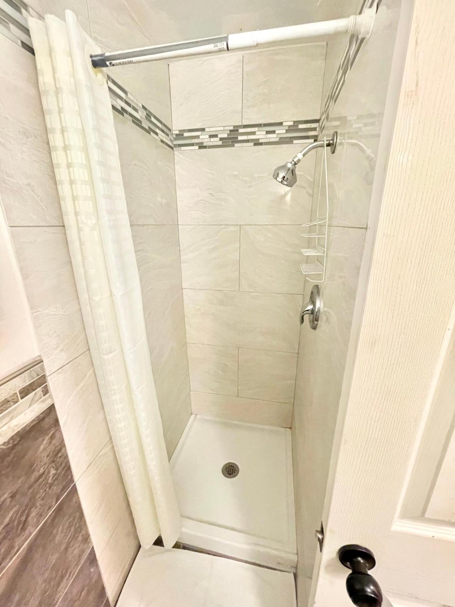 Royal Lodge Coalinga Εξωτερικό φωτογραφία